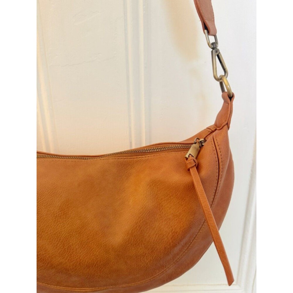Urban Originals Crossbody Luna Slouchy Bag Vegan Cognac Brown Anthropologie - Picture 3 of 14
